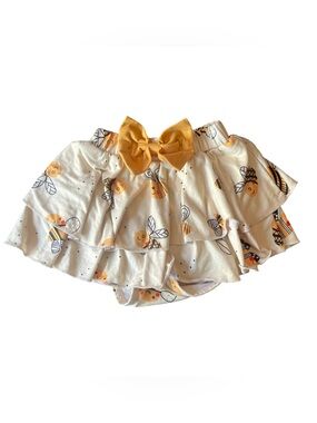 SHEIN Kids Cream and Mustard Yellow Ruffle Waistband Shorts